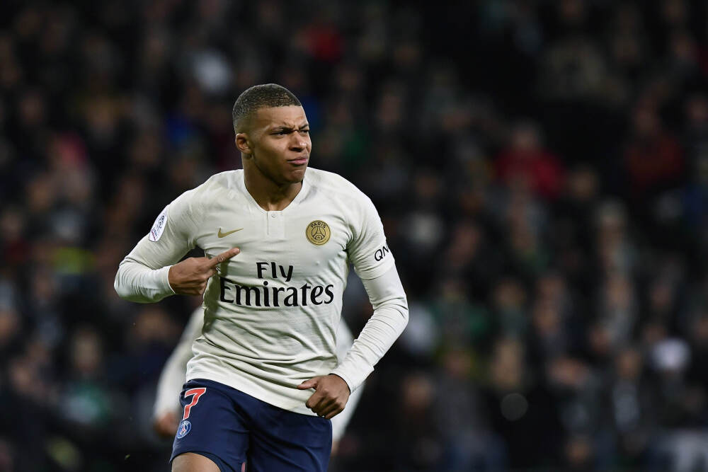 宁德时代年内建成1325座换电站 超额完成年度目标